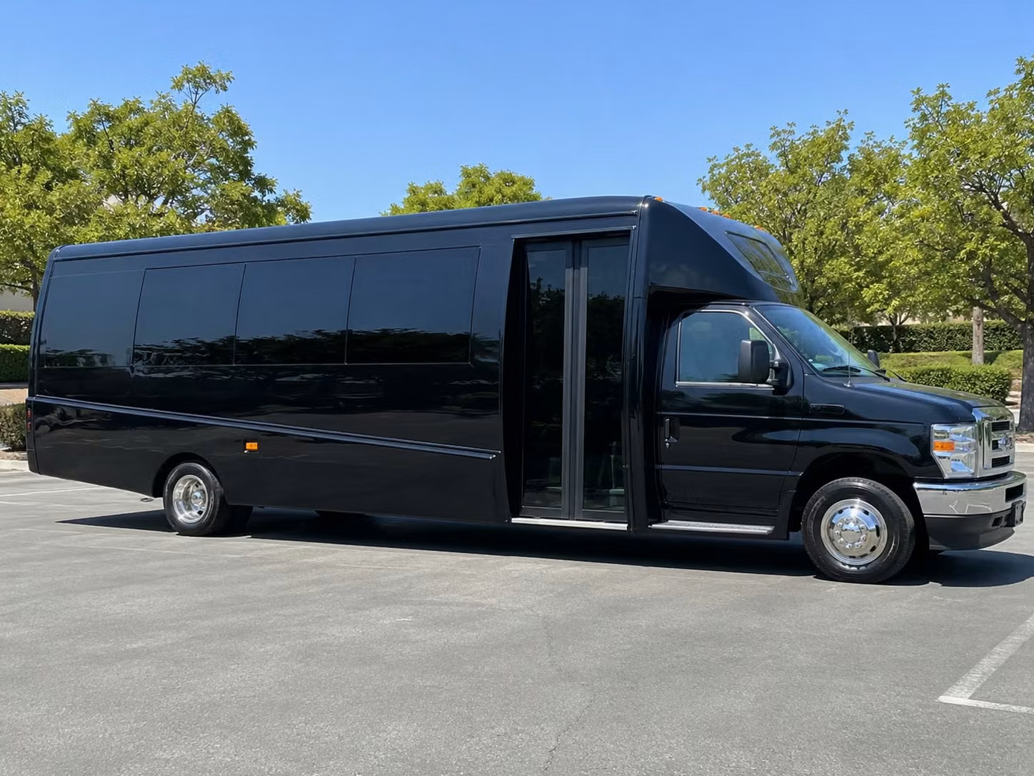 20 passenger minibus