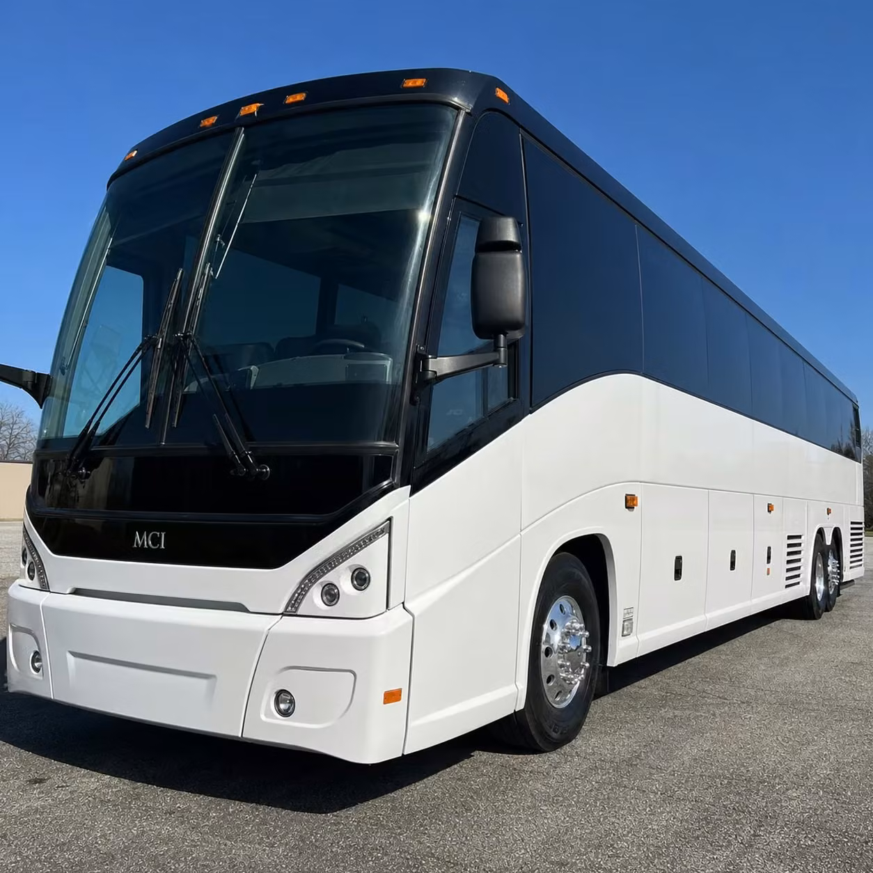 charter buses from santa rosa to the san francisco bay area make the commute disappear