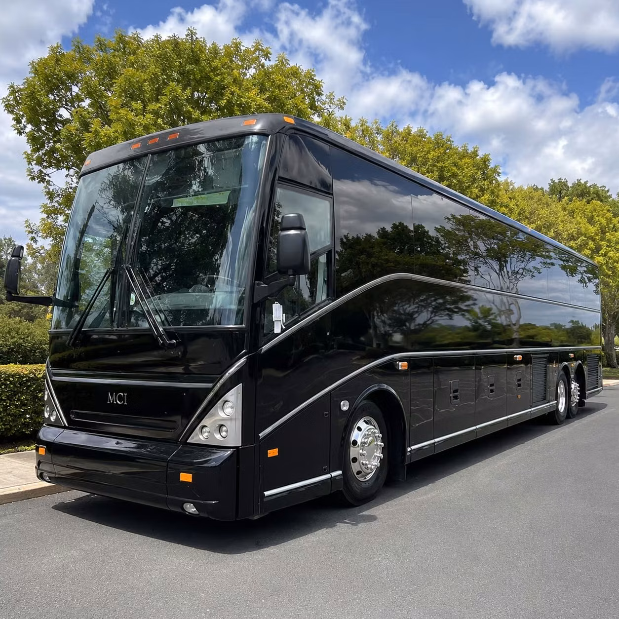 let charterbusrentalsantarosaca com handle group transportation to bay area arena shows from santa rosa